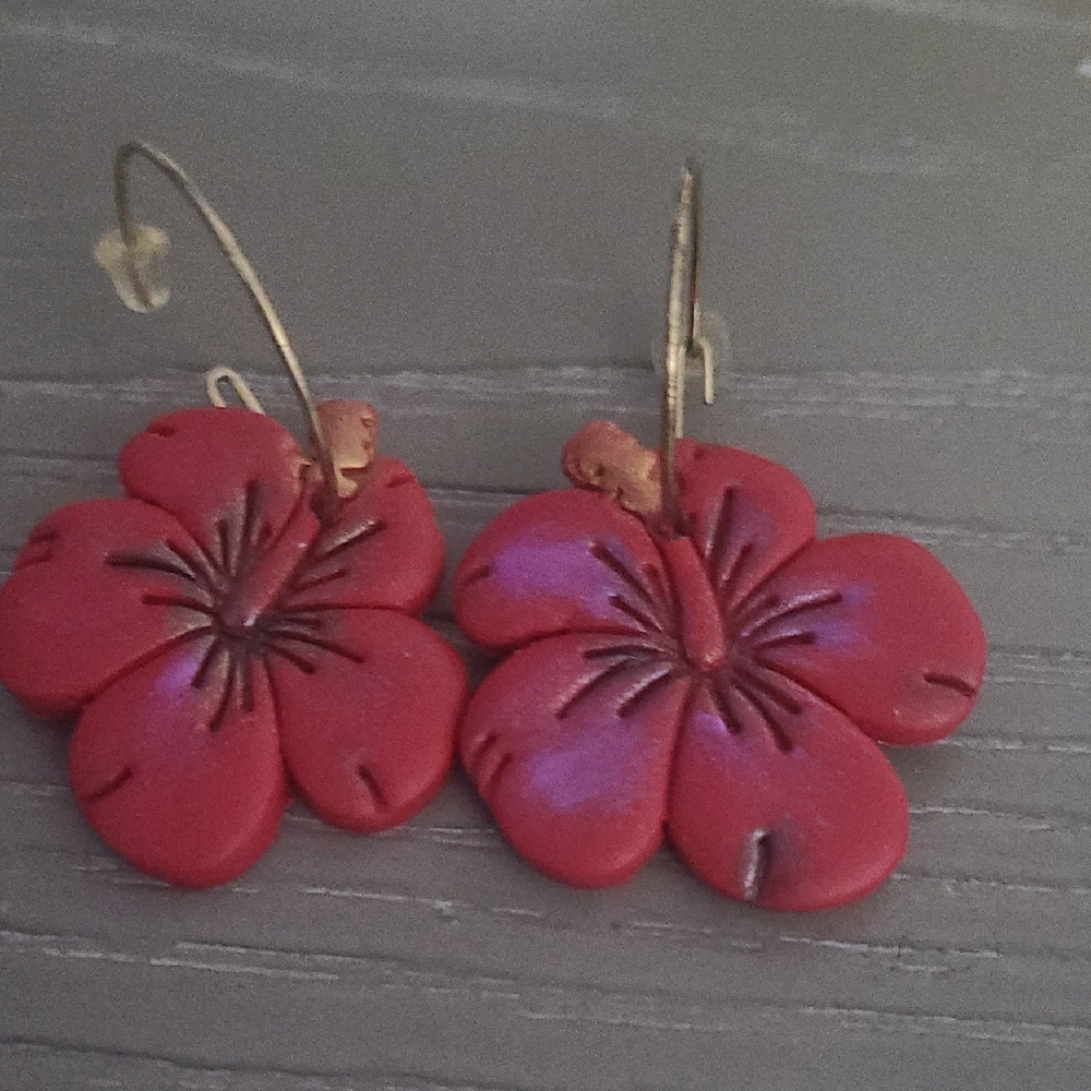 Red Floral Earrings NWOT